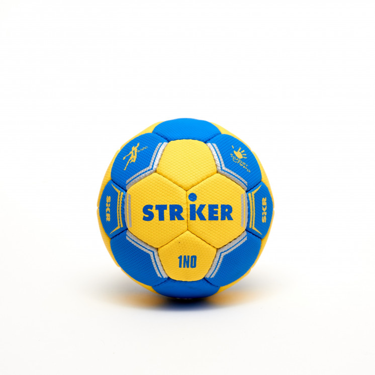 Striker Handball